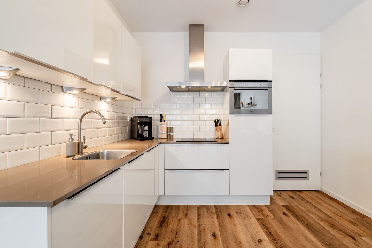 Photo 4 of Carel Willinkgracht 511