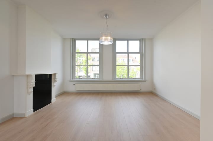 Photo 2 of Verwersdijk 130-A