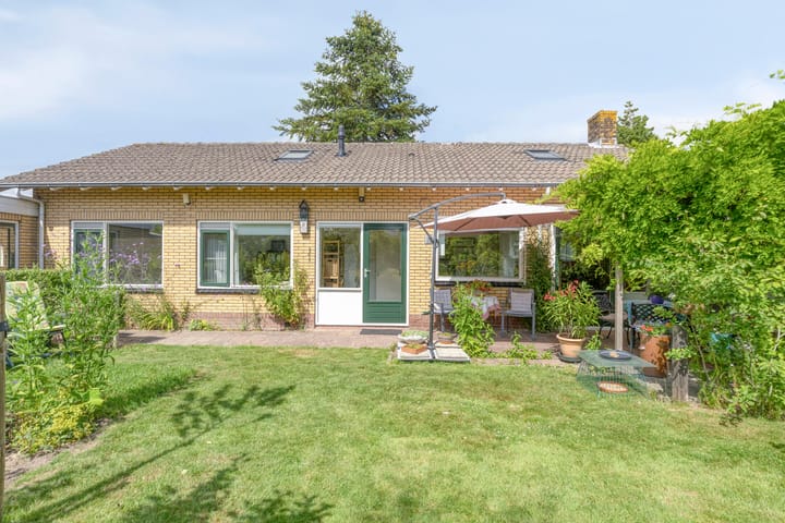 Photo 2 of Abdijstraat 2-A