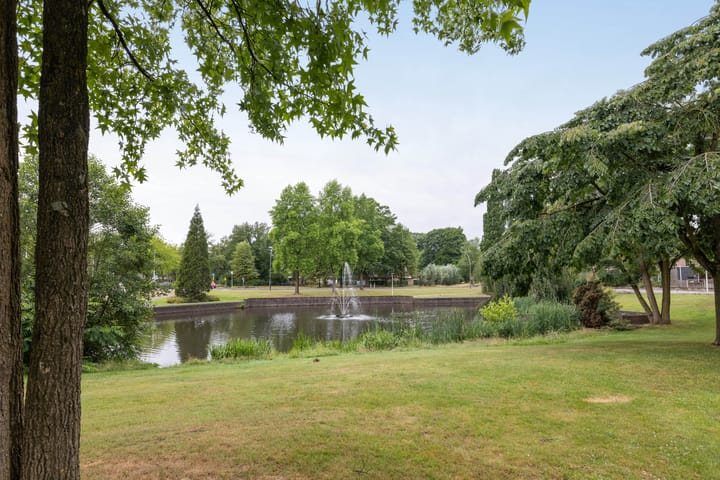 Photo 21 of Willem van Otterloostraat 49