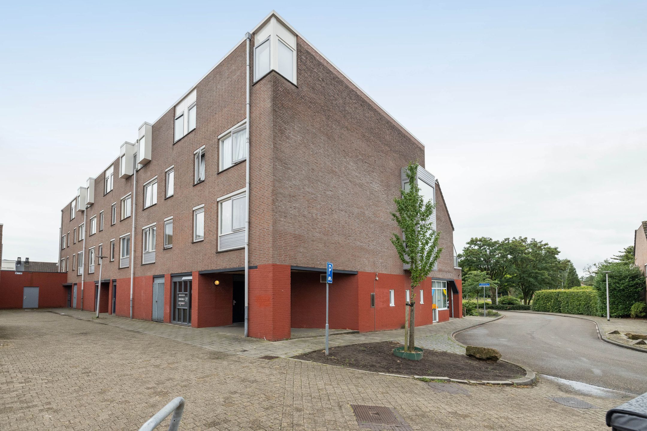 Photo 24 of Willem van Otterloostraat 49