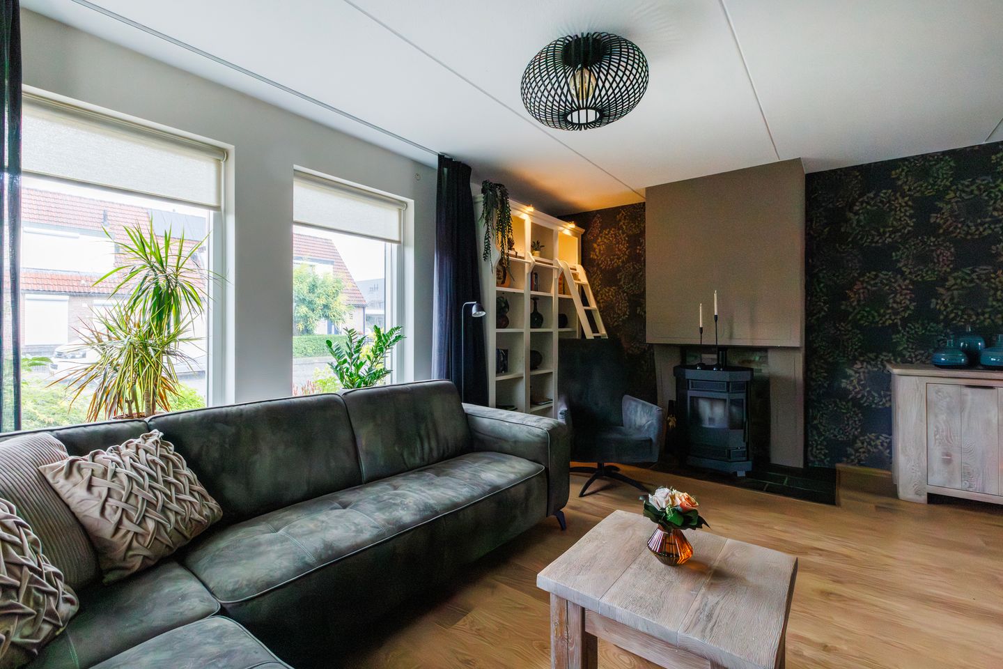 Foto 5 van Hoge Es 12