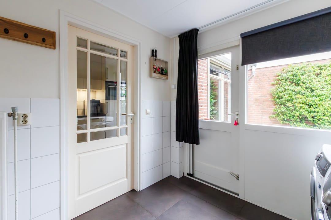 Foto 11 van Hoge Es 12