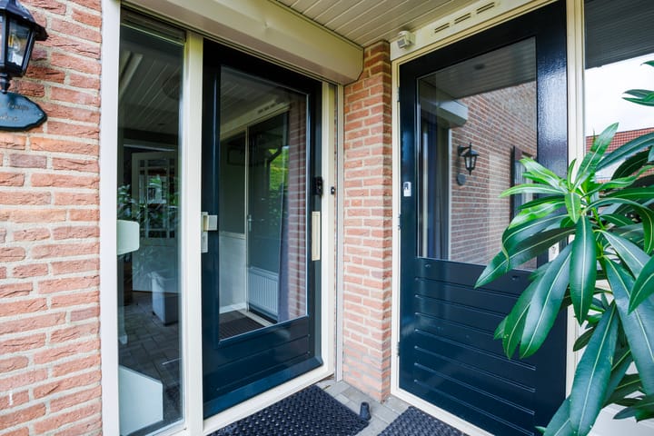 Foto 20 van Hoge Es 12