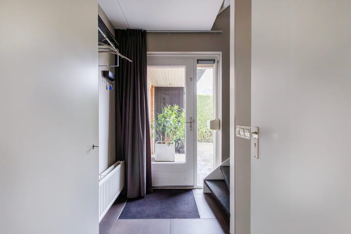 Foto 21 van Hoge Es 12