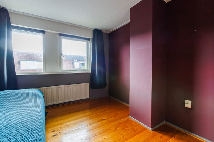 Foto 24 van Hoge Es 12