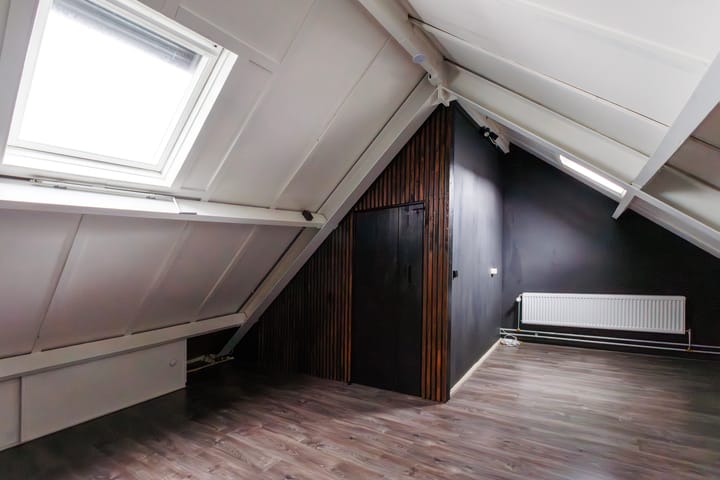 Foto 35 van Hoge Es 12