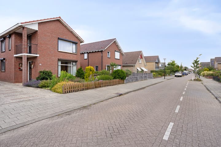 Foto 3 van Freule van Dorthstraat 44