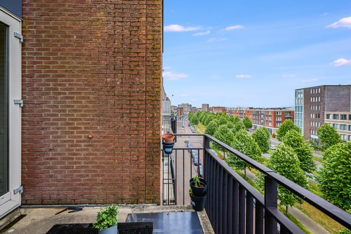 Foto 19 van Denemarkenstraat 42