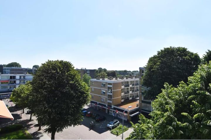 Photo 17 of Burgemeester Keijzerlaan 52