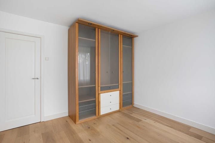 Foto 16 van Nederhoven 30