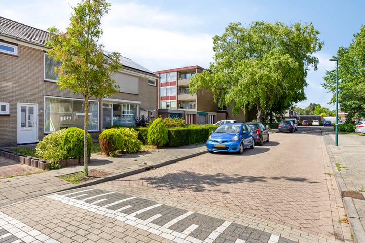 Foto 7 van Siriusstraat 4