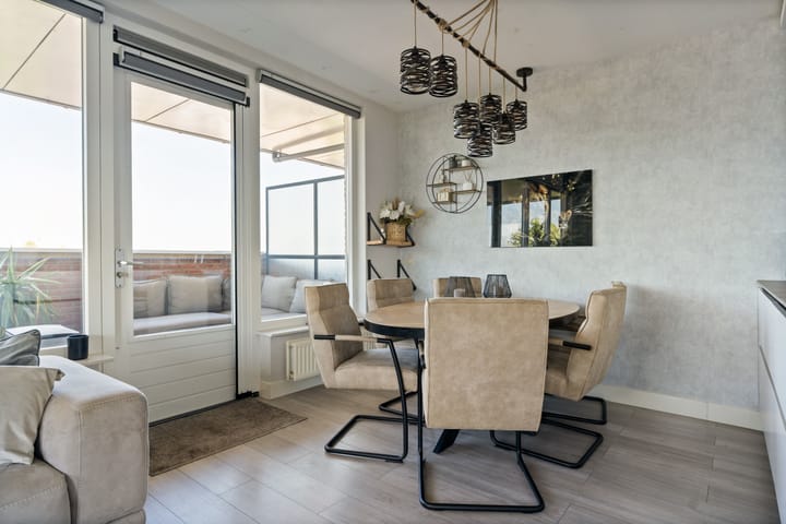 Foto 12 van Cipreshout 62