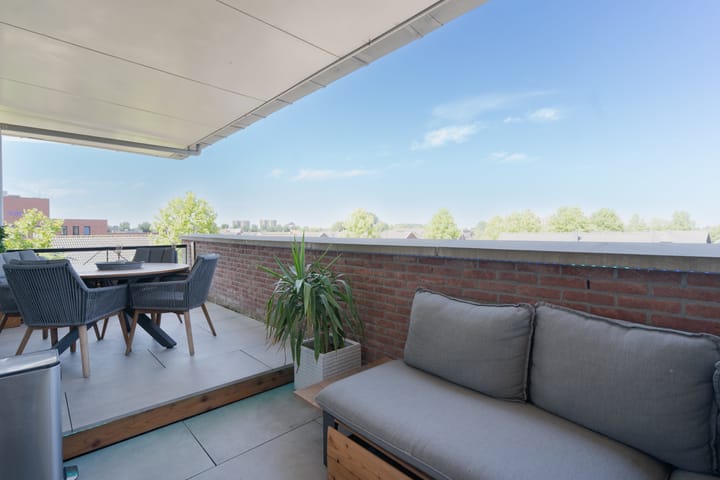 Foto 15 van Cipreshout 62