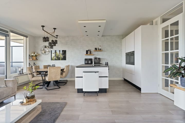 Foto 9 van Cipreshout 62