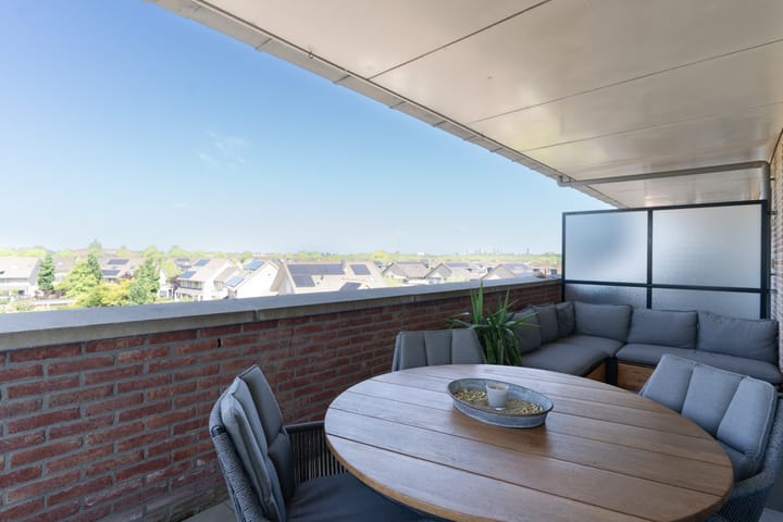 Foto 18 van Cipreshout 62