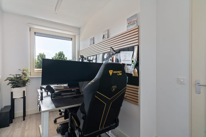 Foto 23 van Cipreshout 62