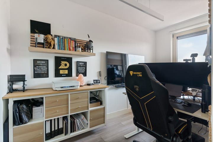 Foto 22 van Cipreshout 62