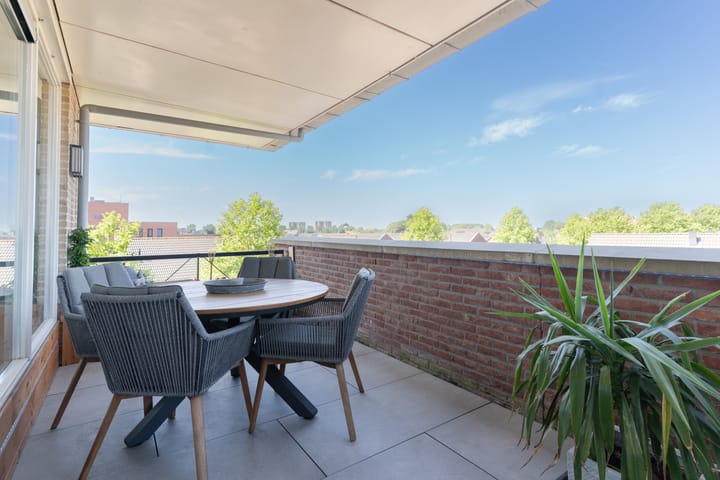 Foto 16 van Cipreshout 62