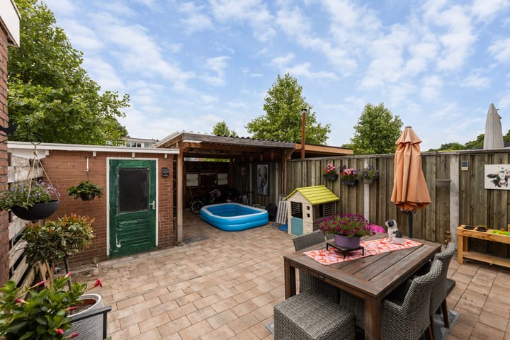 Foto 16 van Bruggertstraat 3