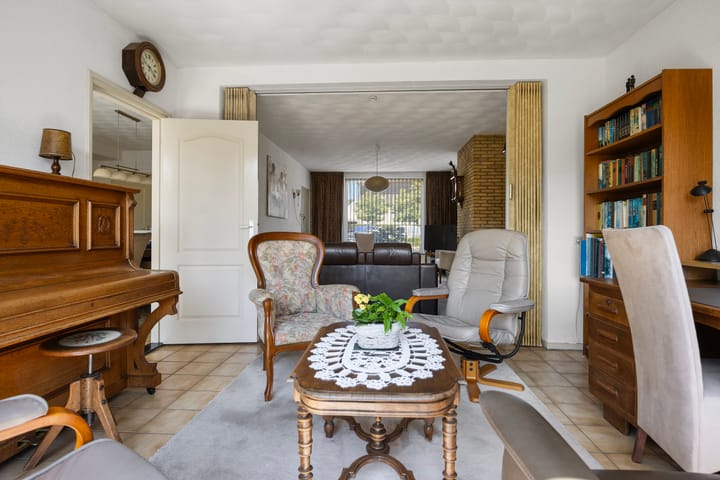 Foto 11 van Sassenheimseweg 8