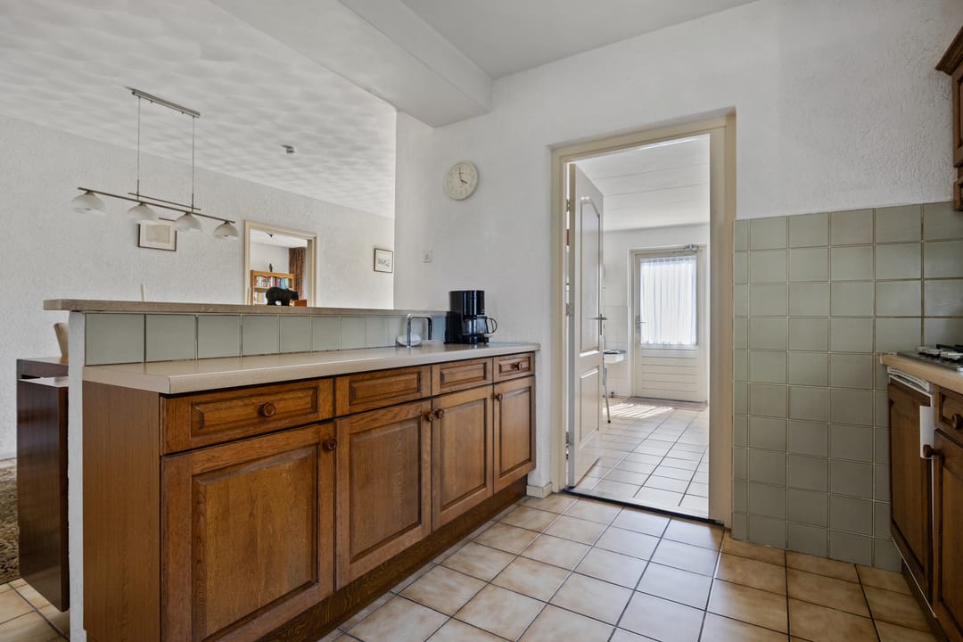 Foto 16 van Sassenheimseweg 8