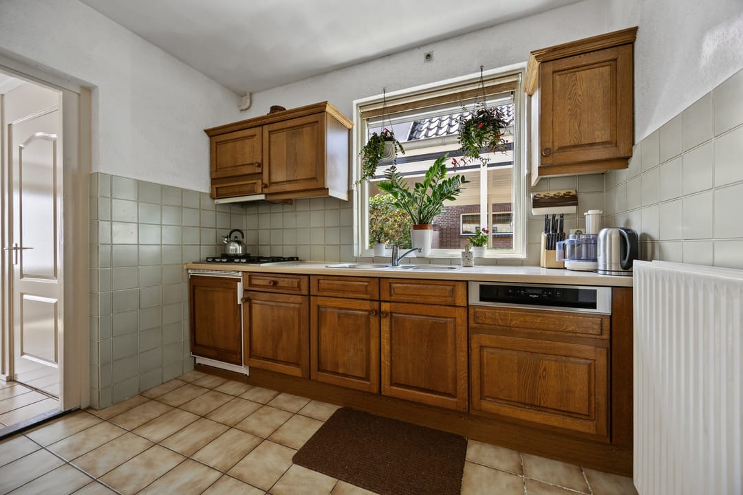 Foto 17 van Sassenheimseweg 8