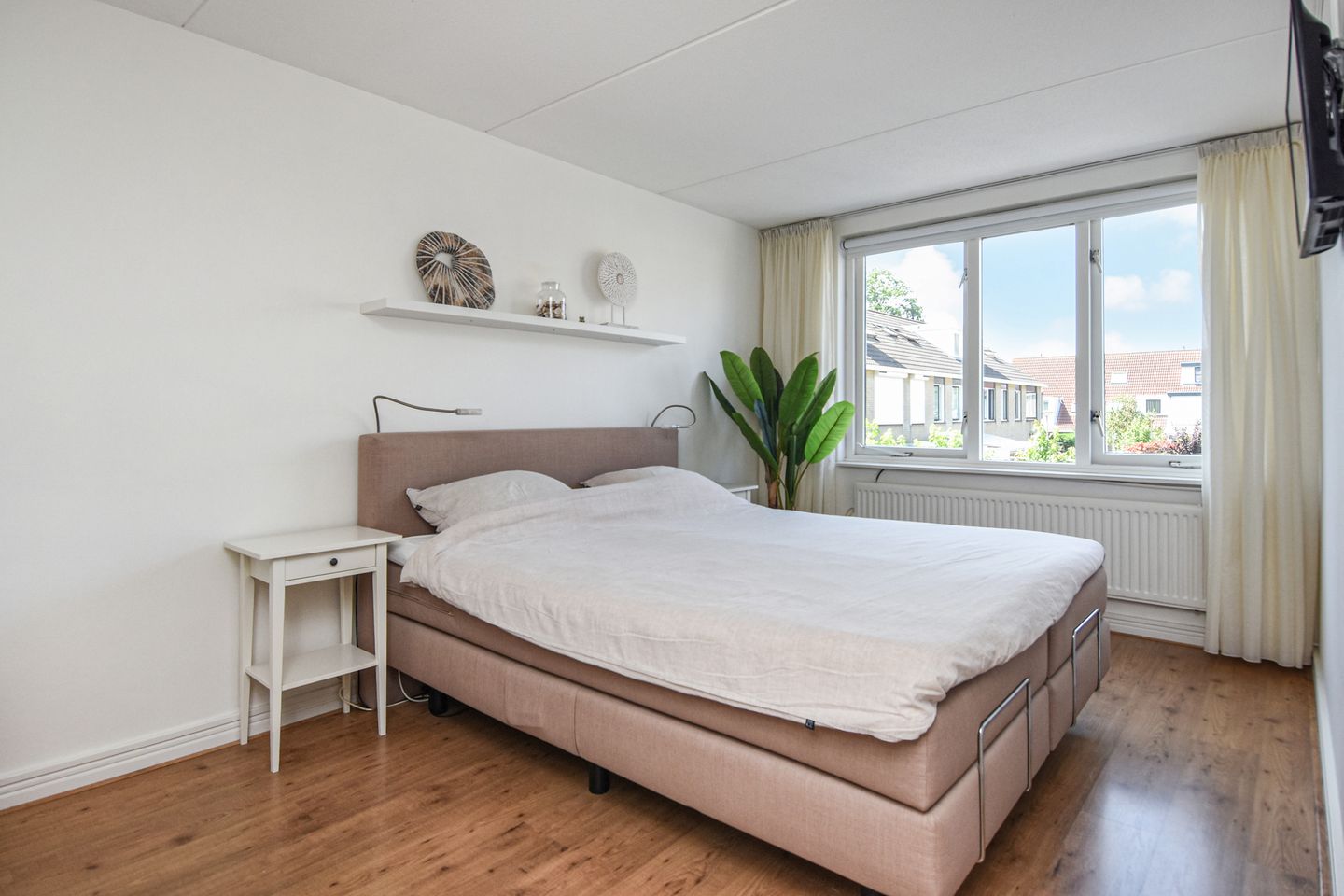 Photo 5 of Aalbersestraat 7