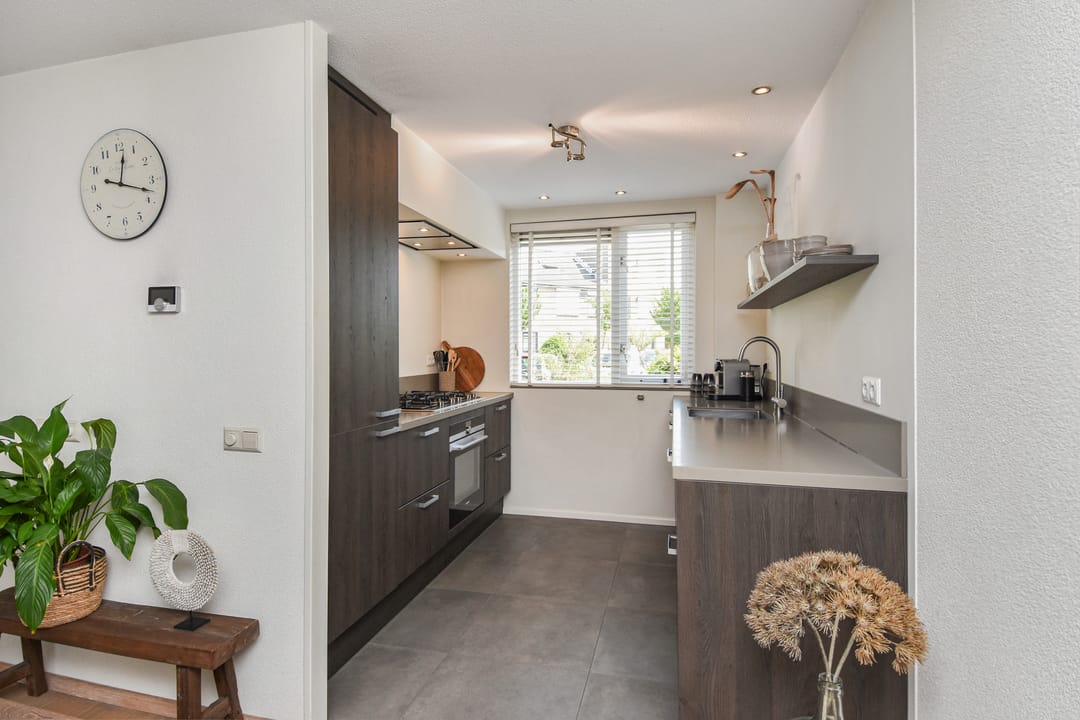 Photo 13 of Aalbersestraat 7