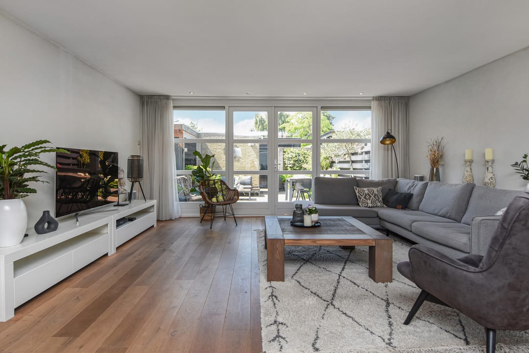 Photo 22 of Aalbersestraat 7