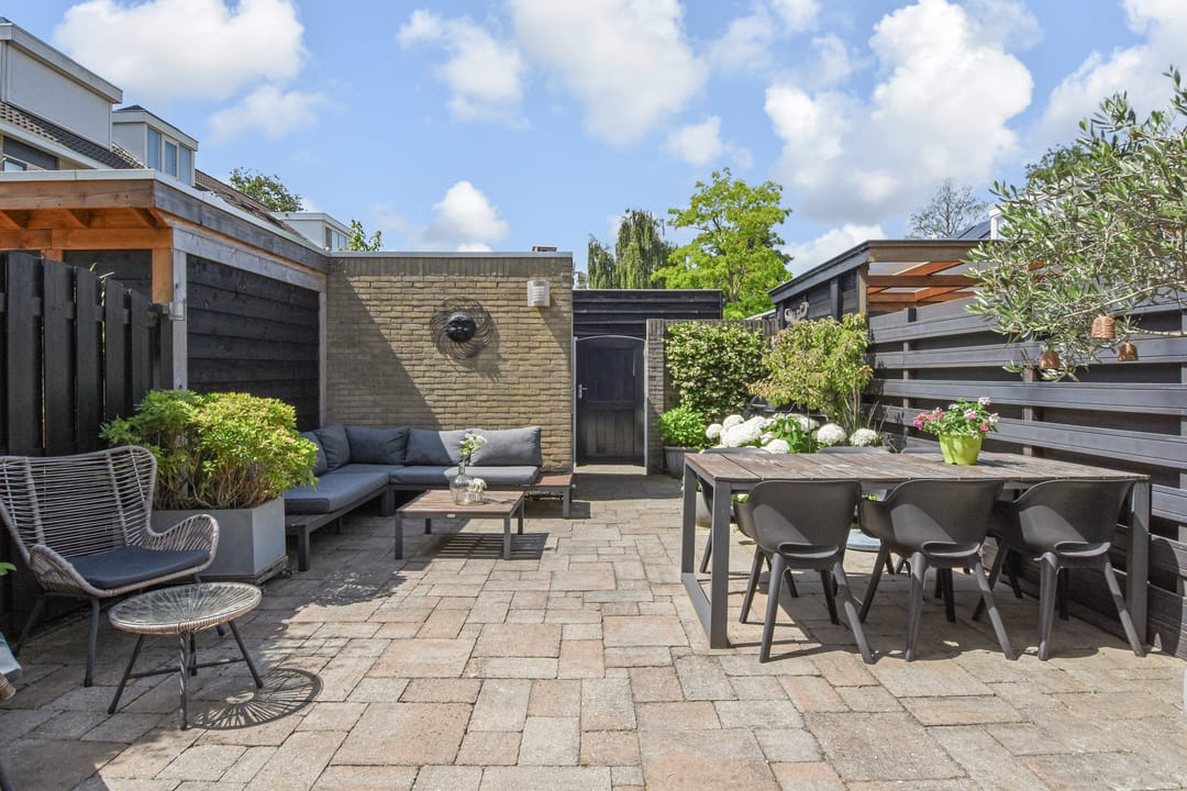 Photo 32 of Aalbersestraat 7