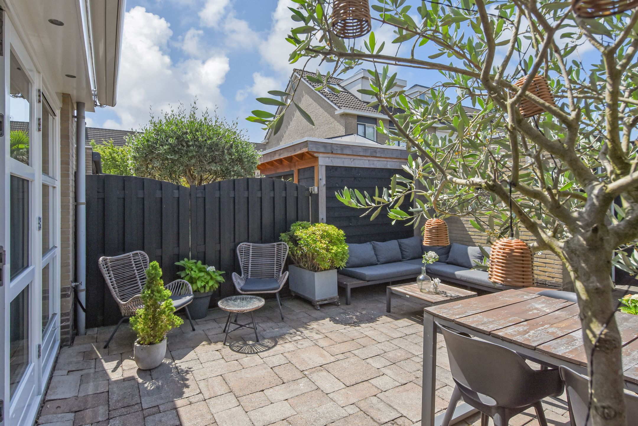 Photo 36 of Aalbersestraat 7