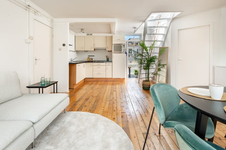 Foto 15 van Jan van Riebeekstraat 30-3