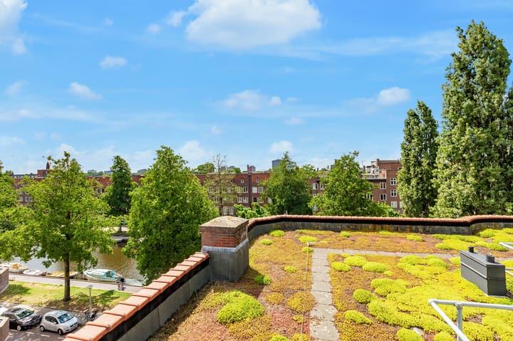 Foto 22 van Jan van Riebeekstraat 30-3