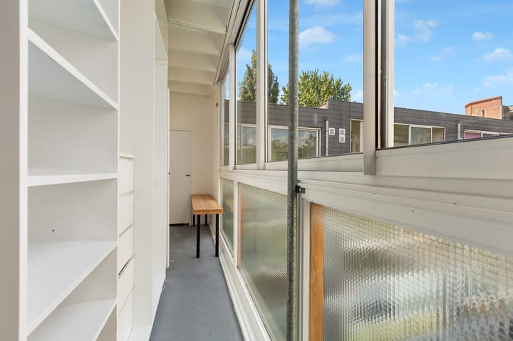 Foto 26 van Jan van Riebeekstraat 30-3