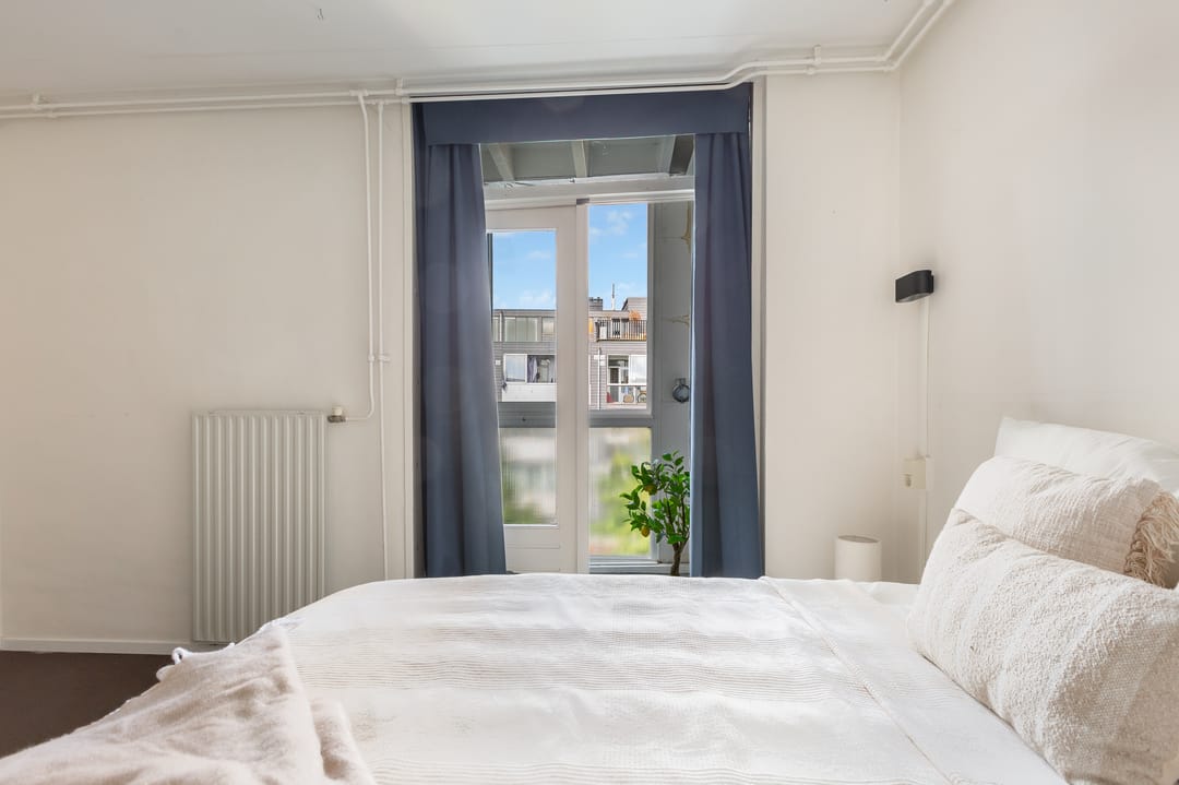 Foto 28 van Jan van Riebeekstraat 30-3