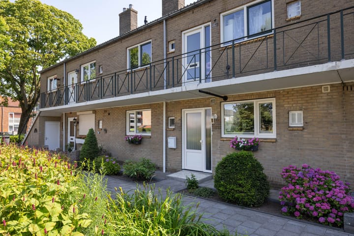 Foto 1 van S.L. Louwesstraat 165