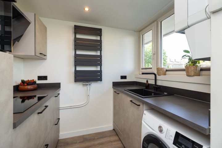 Foto 12 van S.L. Louwesstraat 165