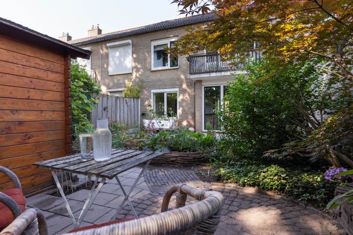 Foto 22 van S.L. Louwesstraat 165