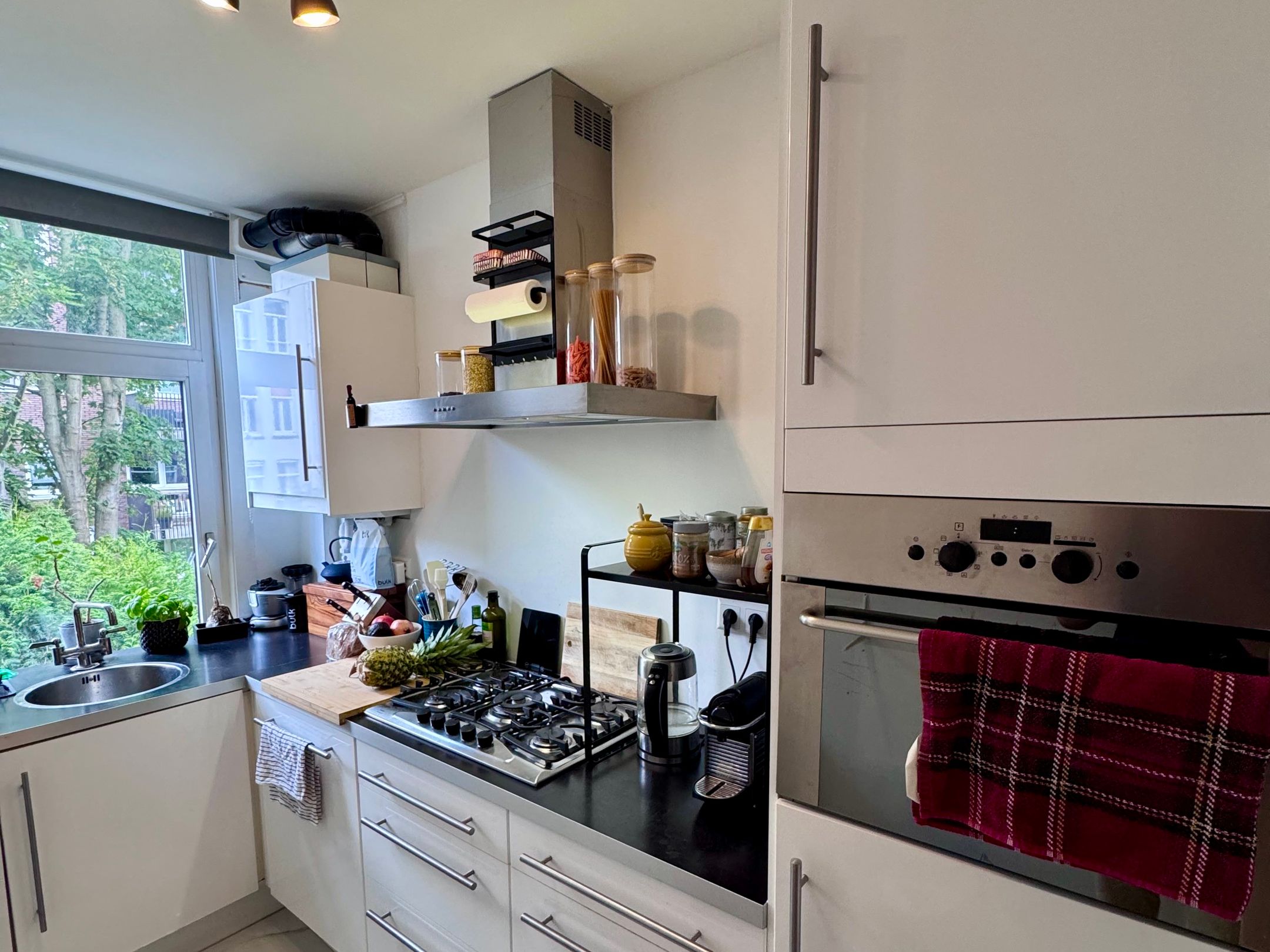 Photo 9 of Tweede Schinkelstraat 14-1