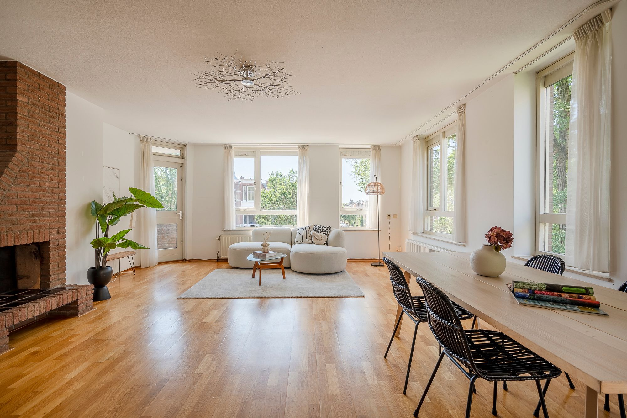 Foto 6 van Johan van Oldenbarneveltlaan 27-D