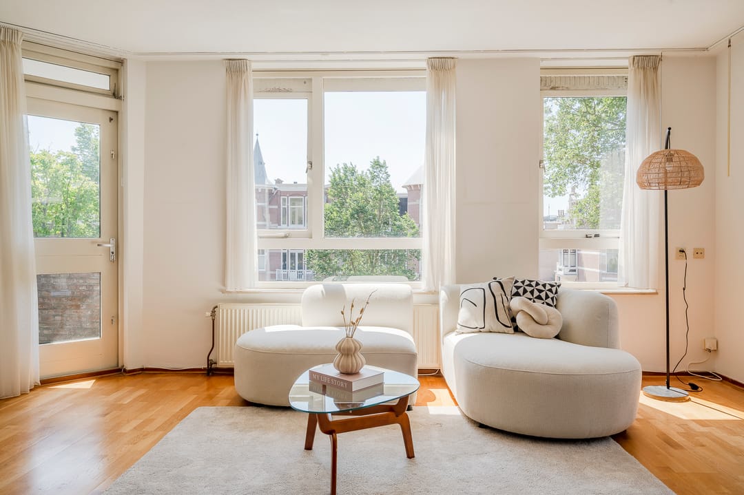 Foto 8 van Johan van Oldenbarneveltlaan 27-D