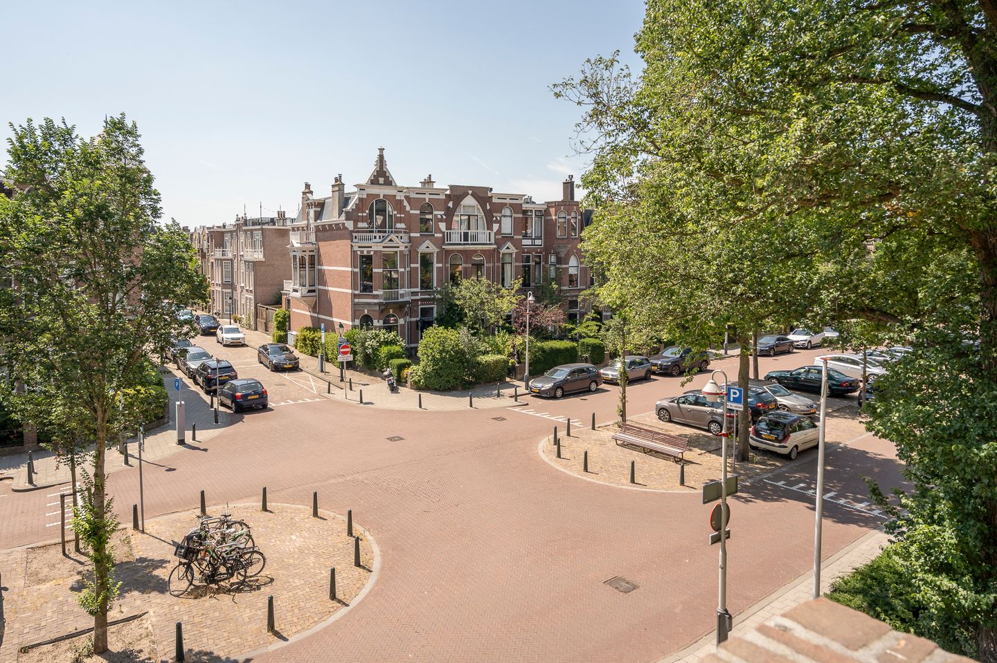 Foto 19 van Johan van Oldenbarneveltlaan 27-D