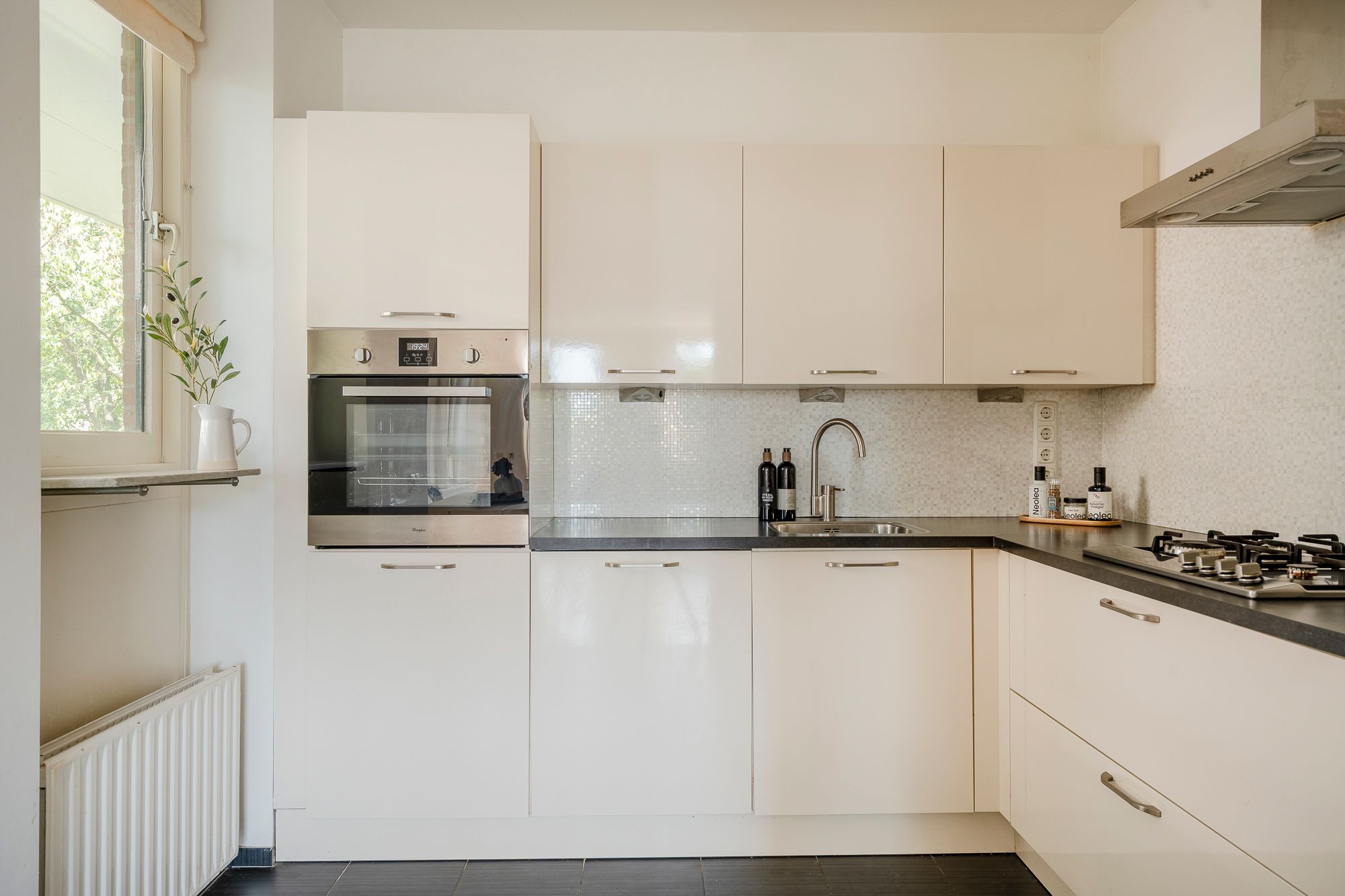 Foto 24 van Johan van Oldenbarneveltlaan 27-D