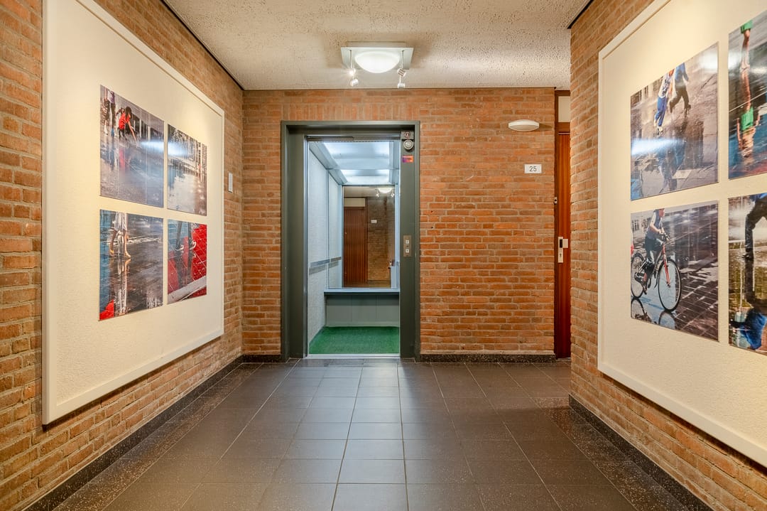 Foto 56 van Johan van Oldenbarneveltlaan 27-D