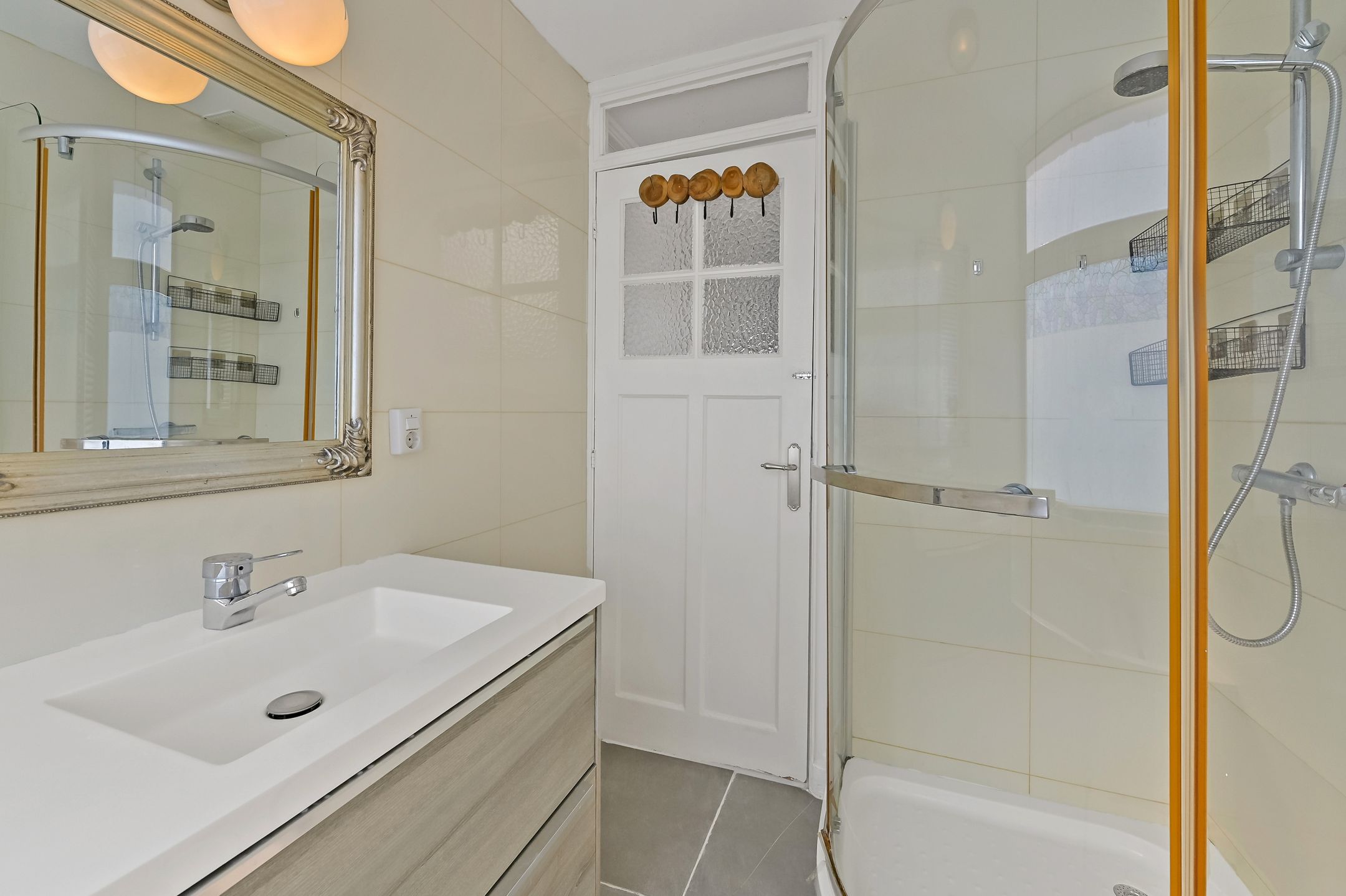 Foto 24 van Den Hertigstraat 70-A