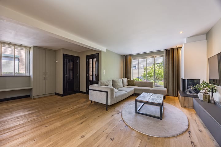 Photo 13 of Van Berghenstraat 31