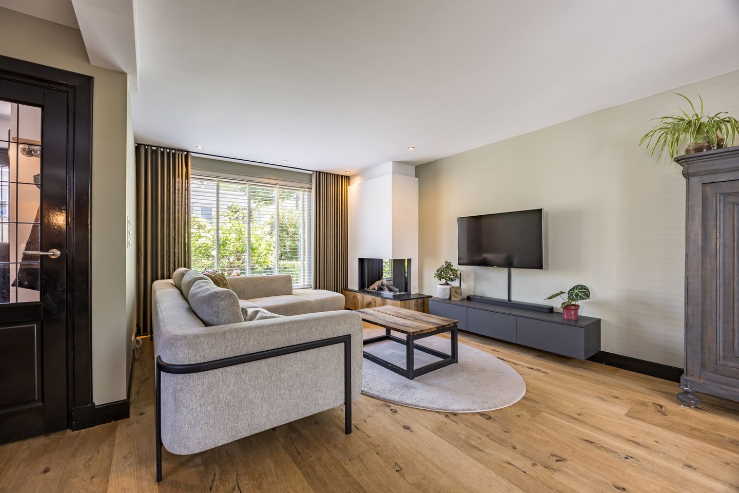 Foto 14 van Van Berghenstraat 31