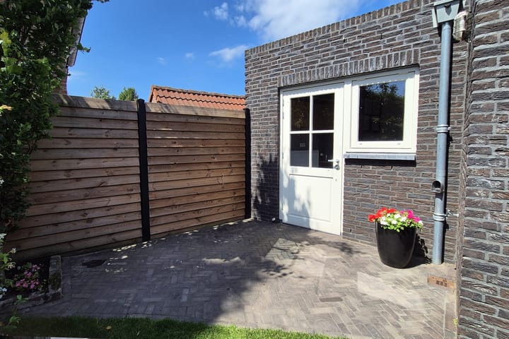 Photo 35 of Van Berghenstraat 31