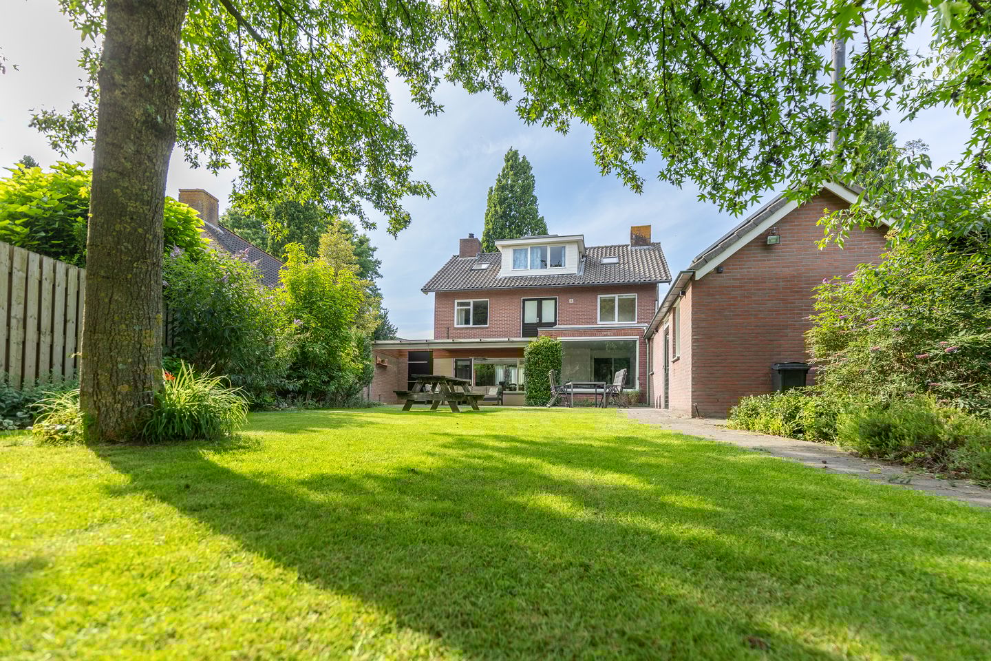 Photo 4 of Heuvelstraat 27